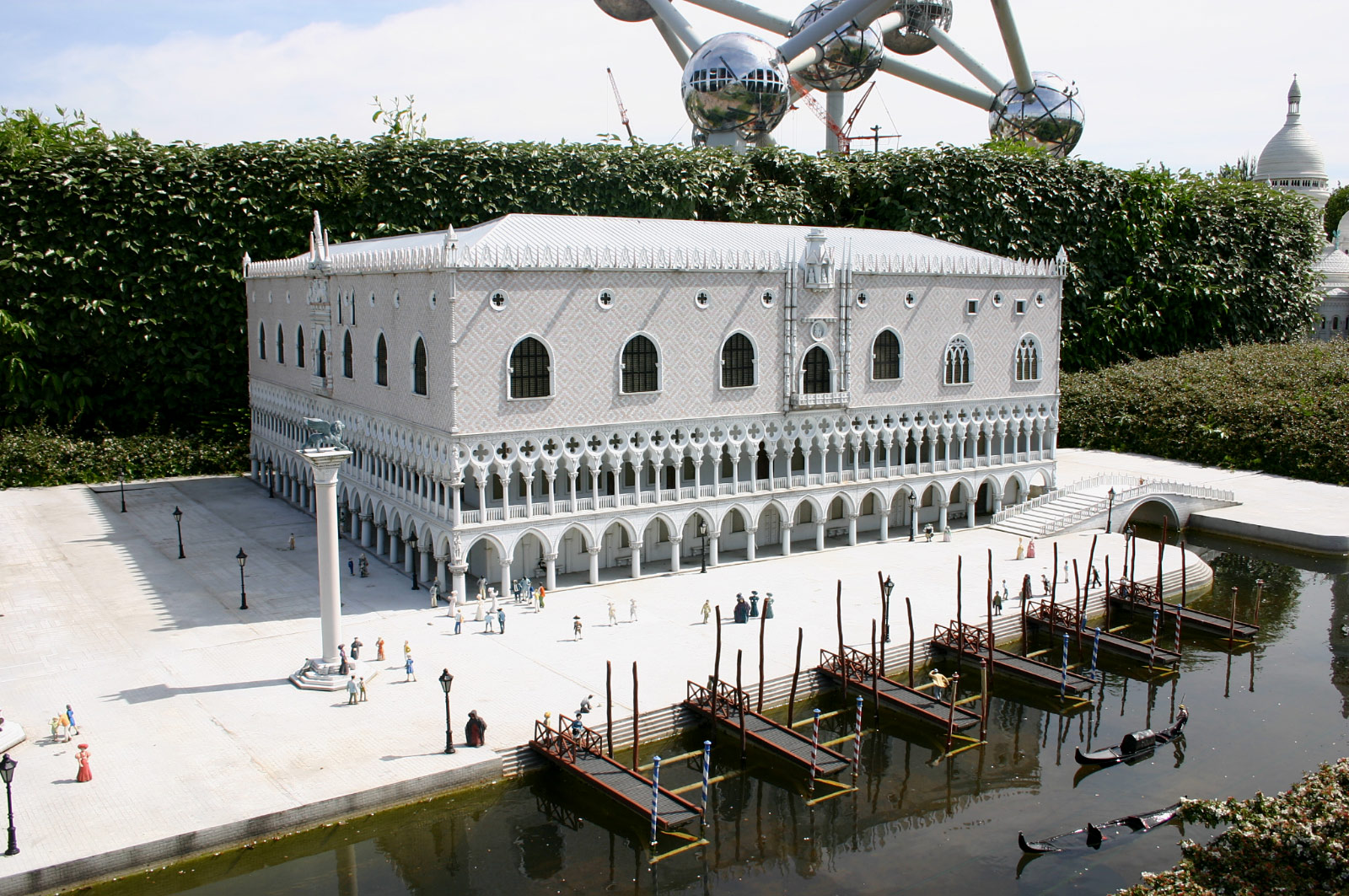 Doge`s Palace, Venice, Italy (Mini-Europe park, Brussels)